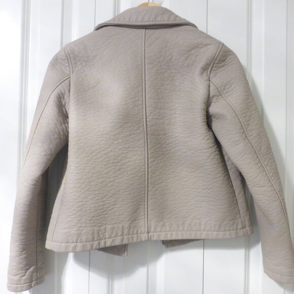 FOREVER 21 textured taupe oversized faux leather moto jacket - Picture 2 of 8